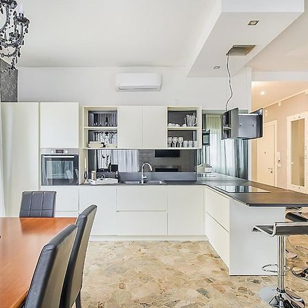 Elegant & Spacious - 30 Min From Venice - King Beds! 特雷维索 外观 照片